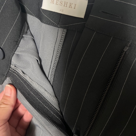 ⭐️Brand New Meshki JANELLE Low Rise Pants - Grey Two Tone XS - Picture 2 of 3